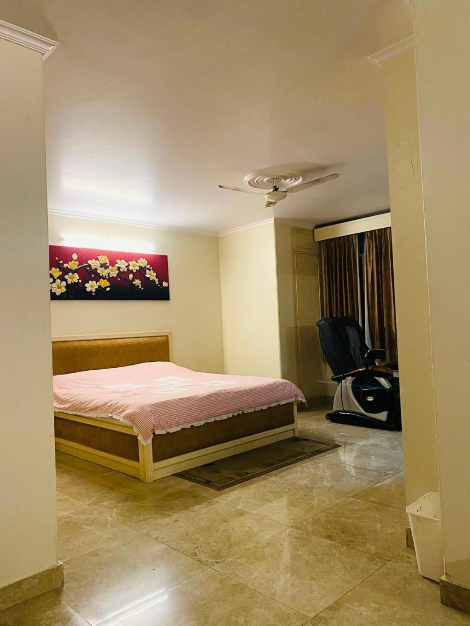 Hotel Mayur Deluxe Meerut Exterior photo